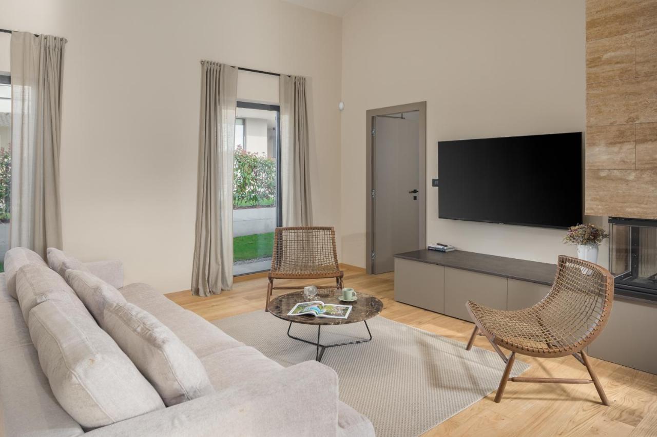 Vilă Design Oliba